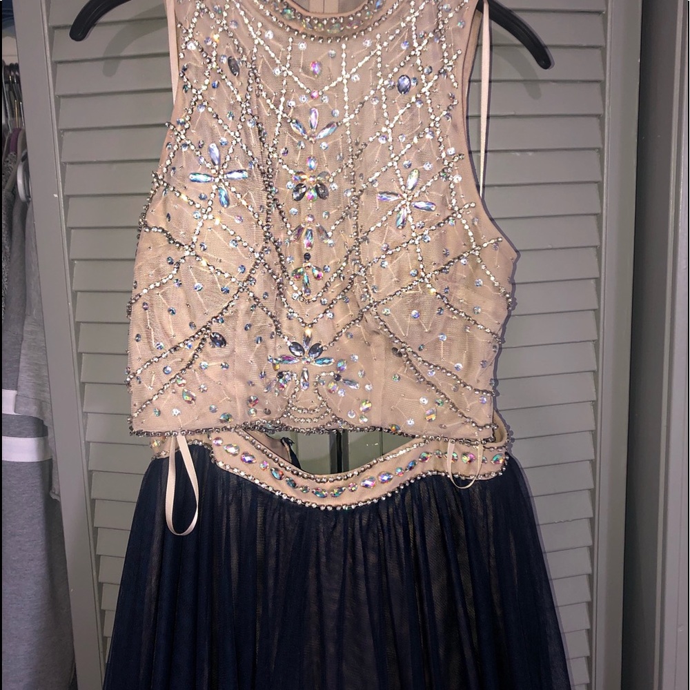 PROM DRESS